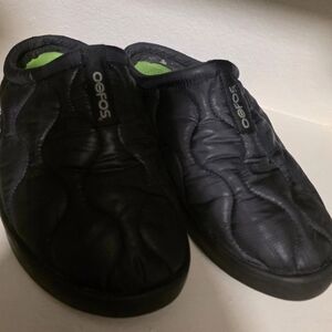 OOFOS Men's OOcoozie Thermo Mule- Black Size 9